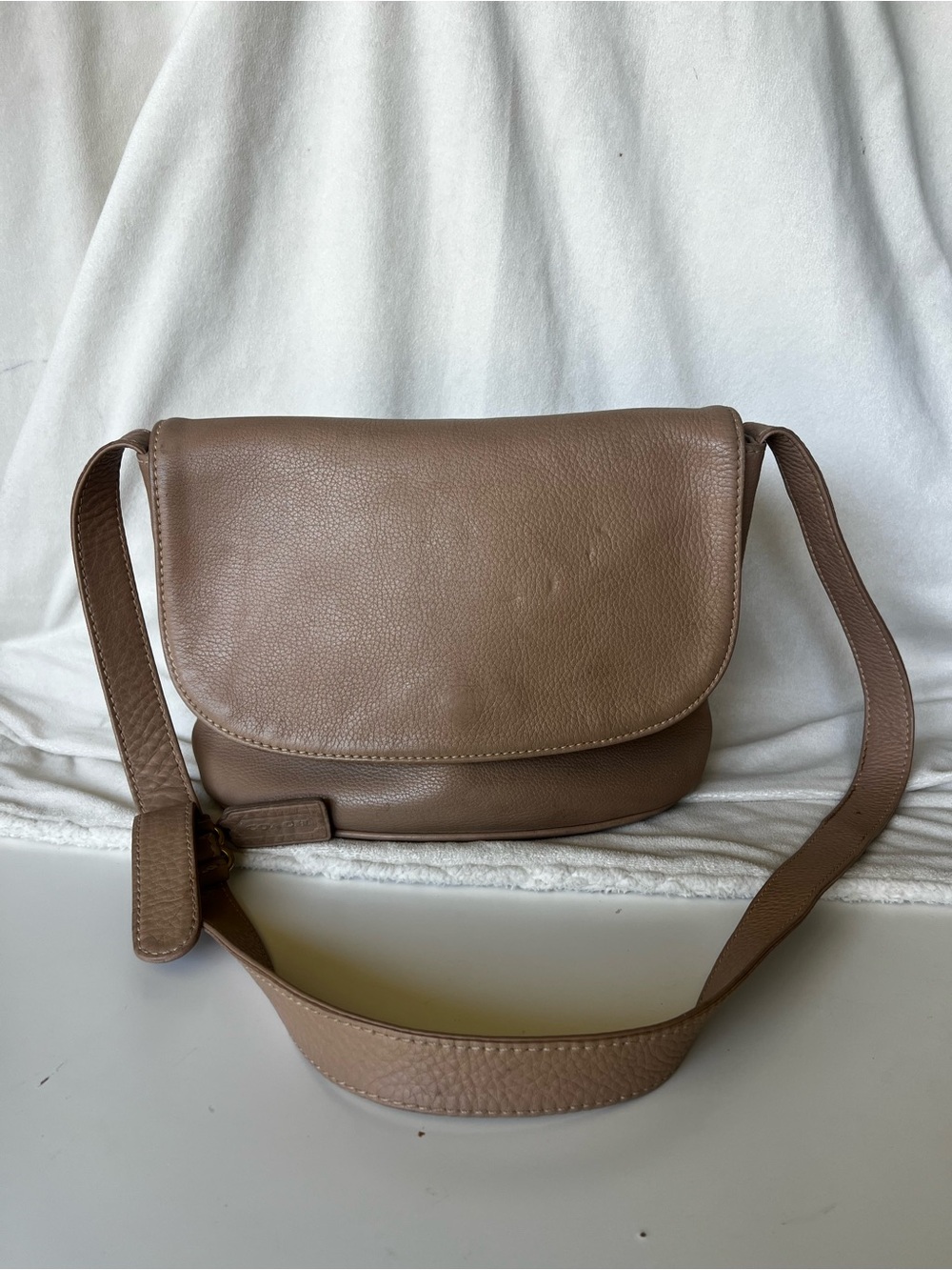 Vintage Coach Sonoma Flap Leather Crossbody Beige Bag Pebbled Purse 4903